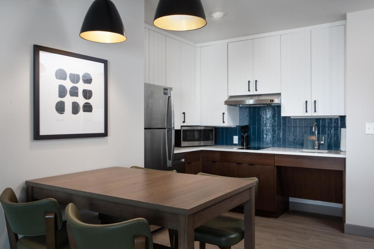 Staybridge Suites - Iowa City - Coralville By Ihg Zewnętrze zdjęcie