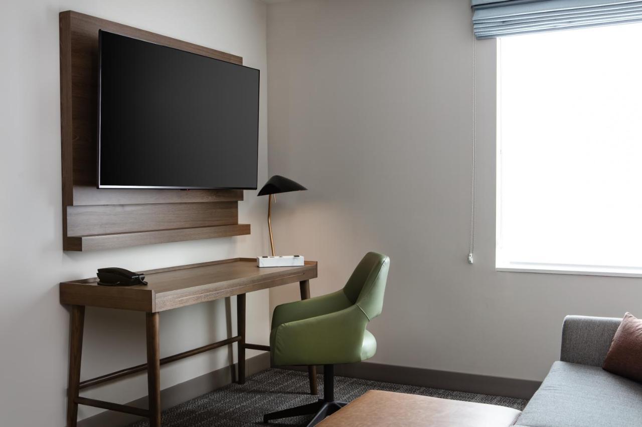 Staybridge Suites - Iowa City - Coralville By Ihg Zewnętrze zdjęcie
